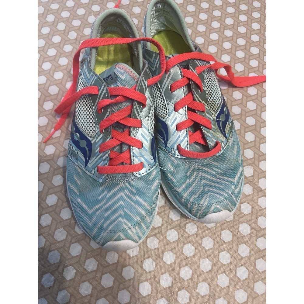 Womens SAUCONY Kineta Relay S15244-12 Mint Blue White Sneakers Shoes Size 6.5